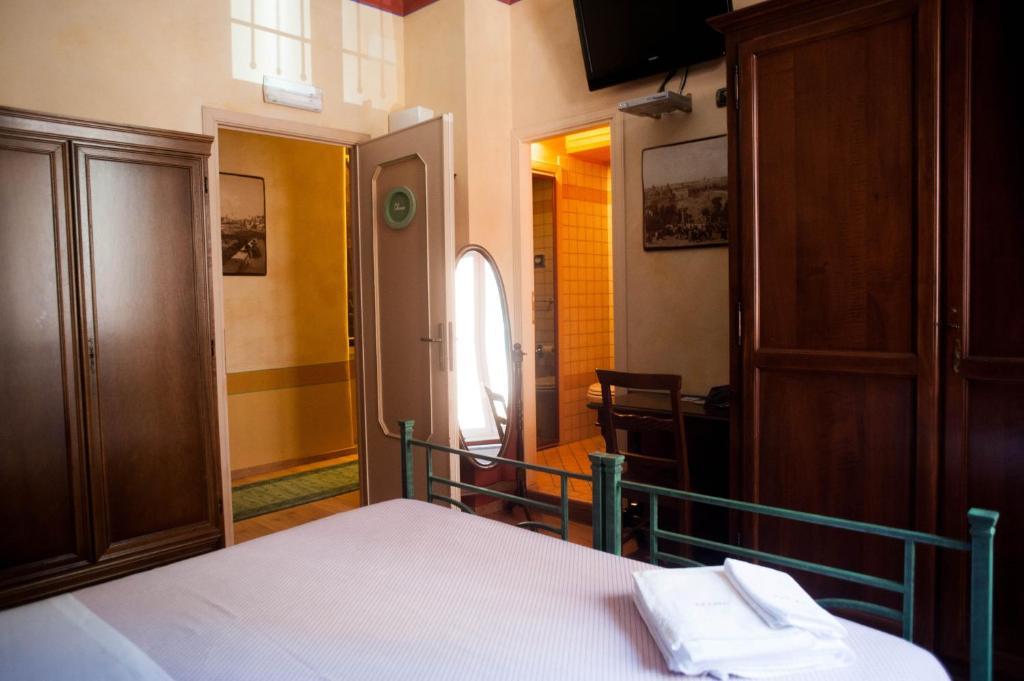 Almes Roma B&B Δωμάτιο φωτογραφία
