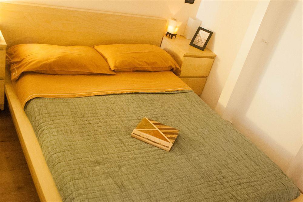 Almes Roma B&B Εξωτερικό φωτογραφία