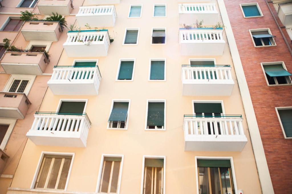 Almes Roma B&B Εξωτερικό φωτογραφία